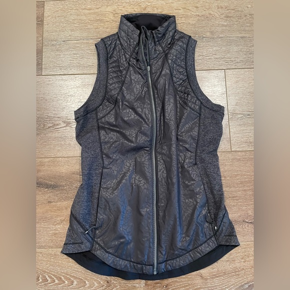 Lululemon Vest Size 6 - Picture 1 of 1